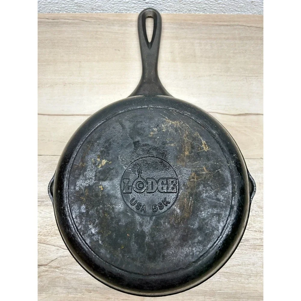 Vintage Lodge 5SK Cast Iron 8 Inch Skillet Pan Outdoor/Indoor Made In USA